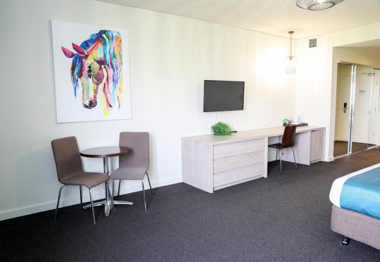 Mantra Melbourne Melton Hotel Luaran gambar