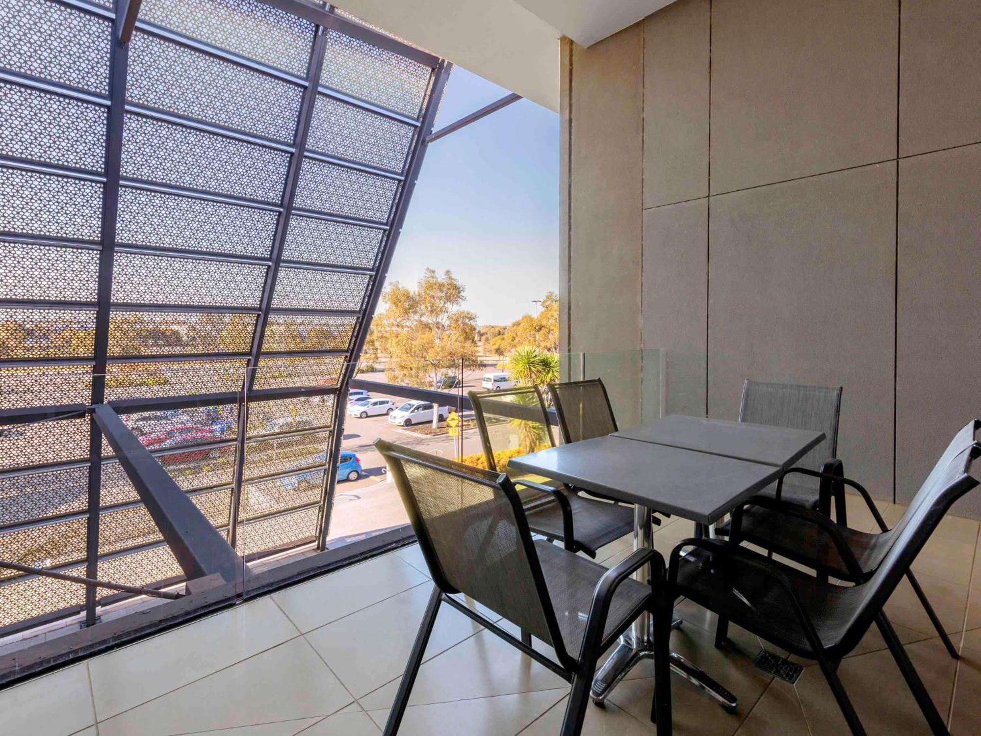 Mantra Melbourne Melton Hotel Luaran gambar