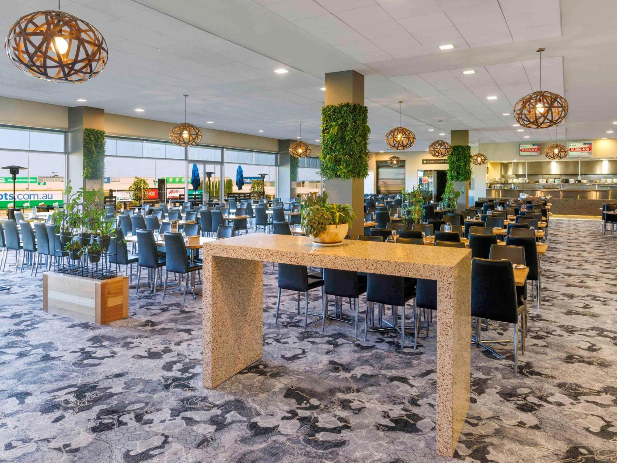 Mantra Melbourne Melton Hotel Luaran gambar