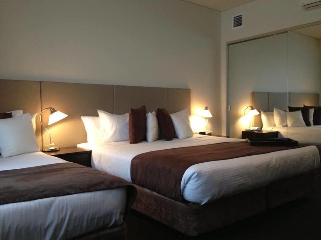 Mantra Melbourne Melton Hotel Luaran gambar
